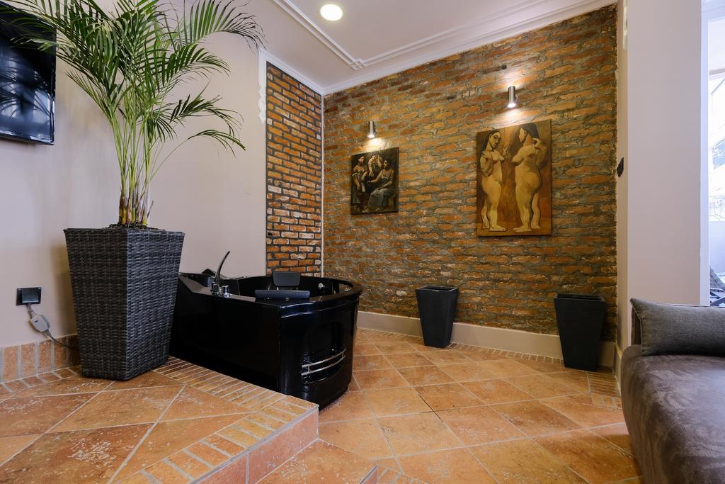 Ben Akiba Luxury
