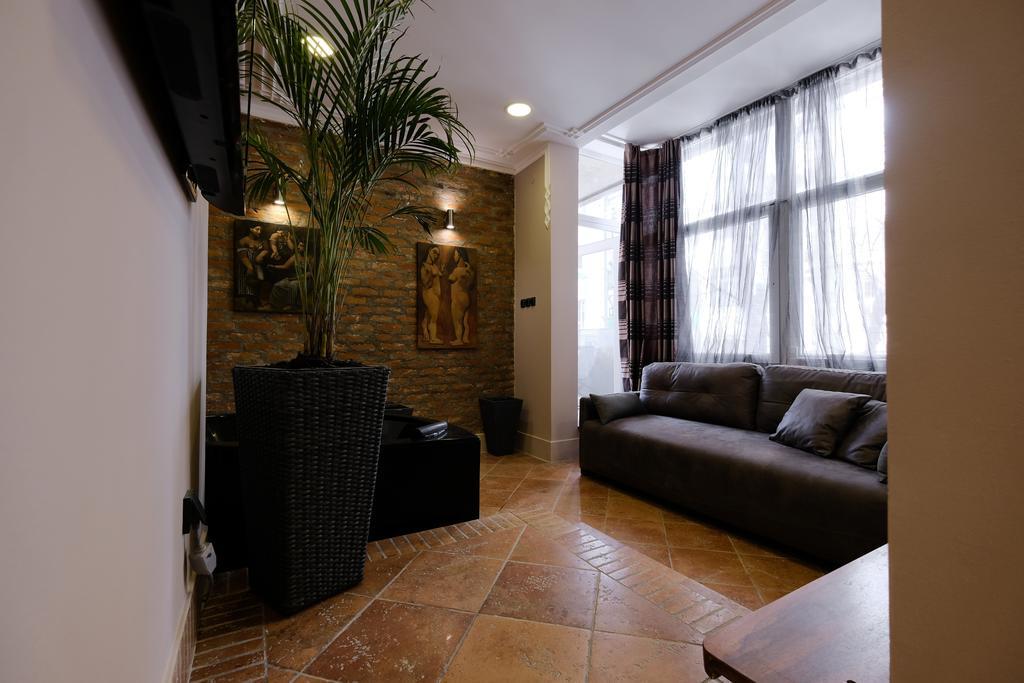 Ben Akiba Luxury * Belgrado